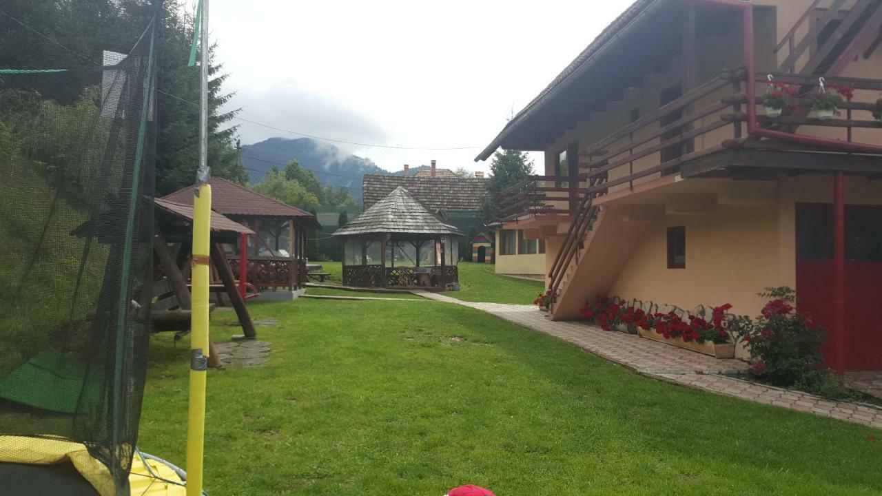 Pensiunea Dealul Frumos Bran (Brasov) Exterior foto