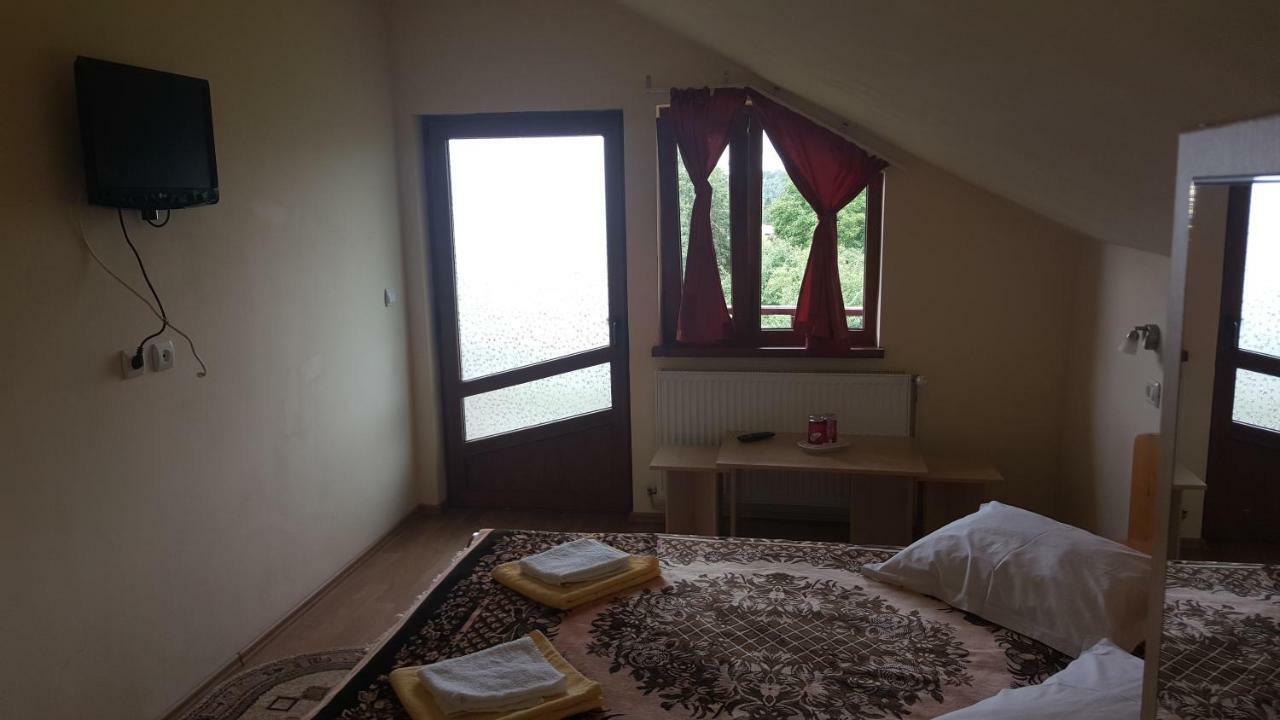 Pensiunea Dealul Frumos Bran (Brasov) Exterior foto