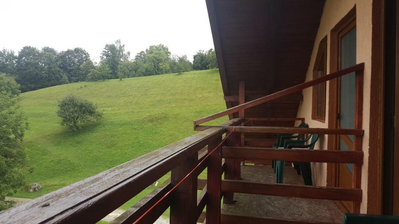 Pensiunea Dealul Frumos Bran (Brasov) Exterior foto